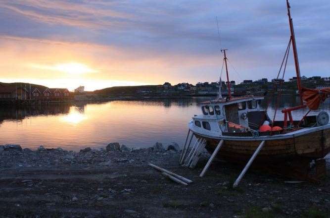 Adventure Camp - Mehamn Hotel ภายนอก รูปภาพ
